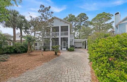 Seagrove Beach House | Memory Maker II - Modern Home with 4Bedrooms and 3 and a half baths in Seagrove Beach along 30a