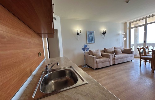 Elenite Hotel | Menada Atrium Apartments