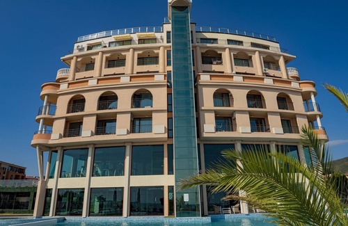 Yurta Apartment | Menada * Grand Hotel* Cosy studio