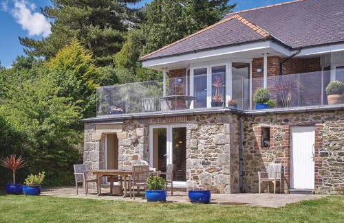 Menai Bridge House | Menai View