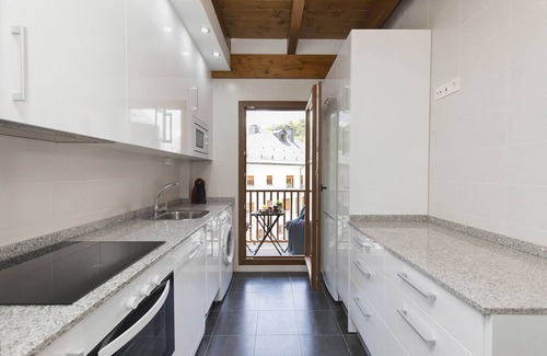 Panticosa Apartment | Mendia Penthouse by BeValle