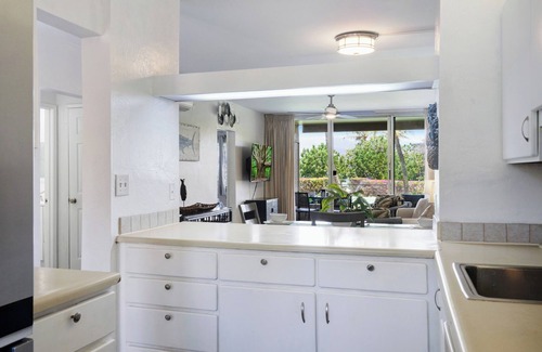 Kihei Condo | Menehune 106 Ocean Views in Updated Condo Home