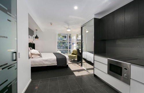 South Brisbane Apartment | Menso at Southbank