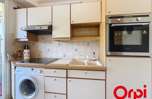 Menton Apartment | Menton apartment with pool and Wi-Fi