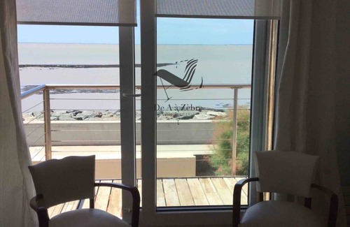 Fouras House | Mer & Soleil - Sea-facing with direct beach access