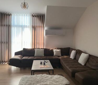Tirana Apartment | Mera Home 2