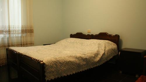 Makhinjauri House | Merabi and Neli Guest House