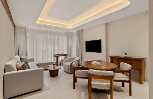 Al Danah Hotel | Mercure Abu Dhabi Downtown