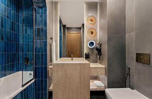 Al Danah Hotel | Mercure Abu Dhabi Downtown