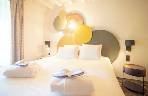 Appoigny Hotel | Mercure Auxerre Autoroute du Soleil