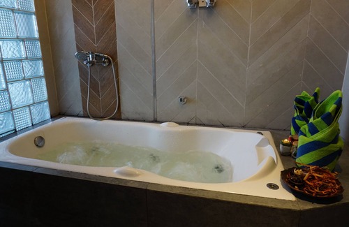 Astana Anyar Hotel | Mercure Bandung City Centre