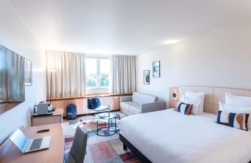 Besancon Hotel | Mercure Besancon Parc Micaud