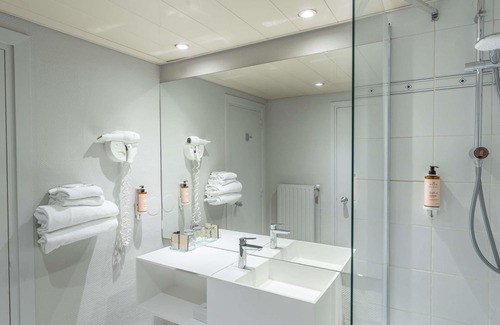 Besancon Hotel | Mercure Besancon Parc Micaud