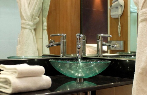 Caen City Centre Hotel | Mercure Caen Centre Port de Plaisance