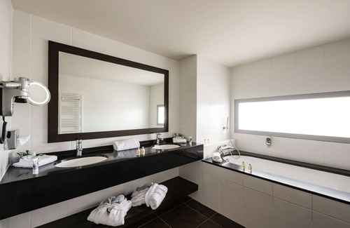 Genas Hotel | Mercure Lyon Genas Eurexpo