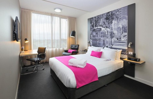 Melbourne Central Business District Hotel | Mercure Melbourne Therry Street