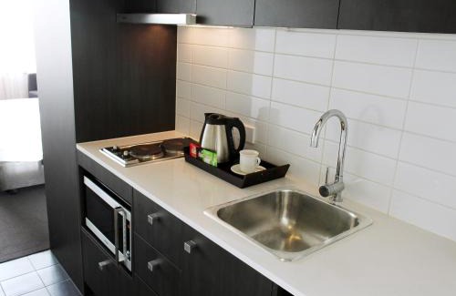 Melbourne Central Business District Hotel | Mercure Melbourne Therry Street