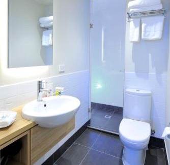 Melbourne Central Business District Hotel | Mercure Melbourne Therry Street