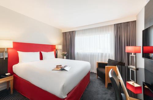 Roissy-en-France Hotel | Mercure Paris CDG Airport & Convention