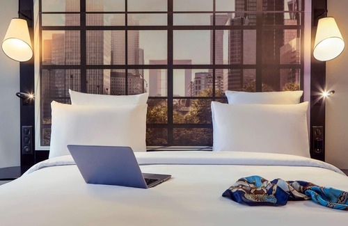 Parc-Nord Hotel | Mercure Paris La Défense Grande Arche