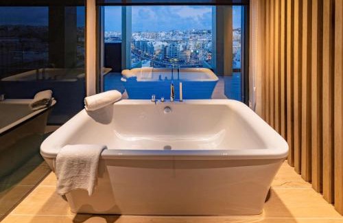 Paceville Hotel | Mercure St. Julian's Malta