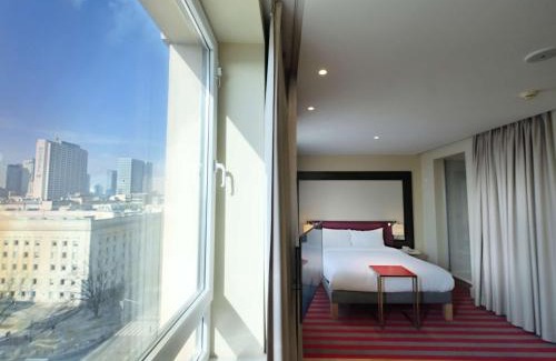 Srodmiescie Hotel | Mercure Warszawa Grand