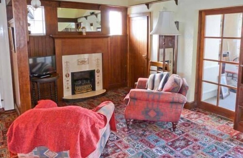 Hornsea Cottage | Mere Close, HORNSEA