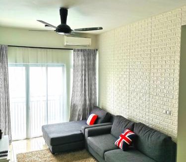 Masai Apartment | Meridin Bayvue Serviced Apt