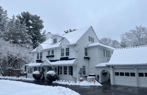 Haverford House | Merion Golf Course Stunner!