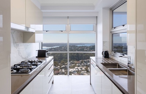 Bondi Junction Apartment | Meriton Suites Bondi Junction