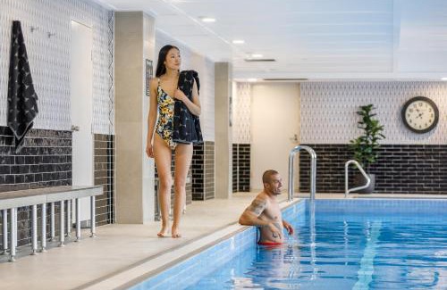 Chatswood Hotel | Meriton Suites Chatswood