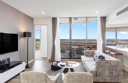Parramatta Hotel | Meriton Suites Church Street, Parramatta