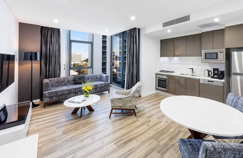 Mascot Apartment | Meriton Suites Mascot Central