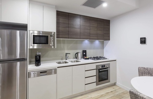 Southport Apartment | Meriton Suites Southport, Gold Coast