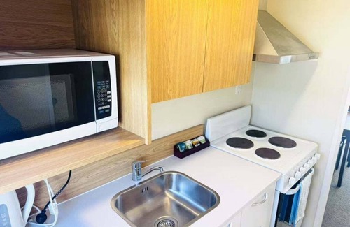 Merivale Apartment | Merivale Court Studio-Unit 6