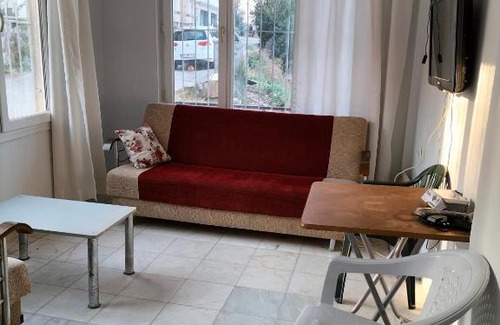 Kusadasi Apartment | MERKEZE 1+1 EŞYALI
