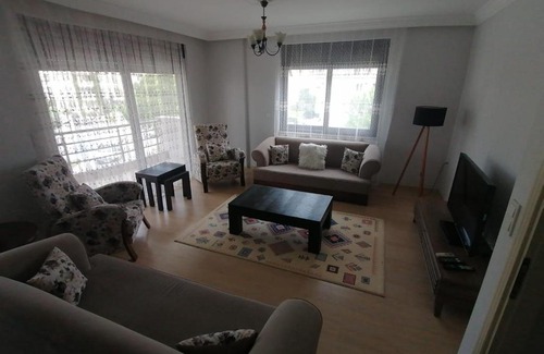 Marmaris City Center Apartment | Merkezi konumda dublex, havuzlu ve kapalı garajlı daire