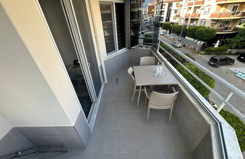 Alanya Apartment | merkezi konumda sahile 300 mt mesafede lüks daire