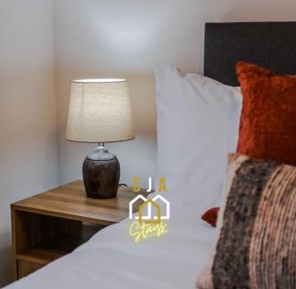 Central Aberdeen Apartment | Merkland Stay - SJA Stays - Modern 2 Bed Apartment