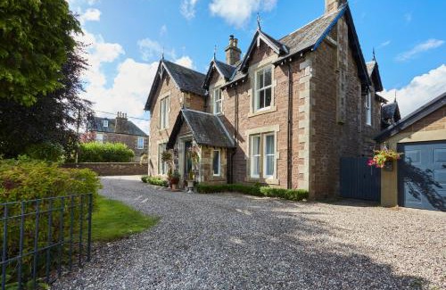 Crieff House | Merlindale