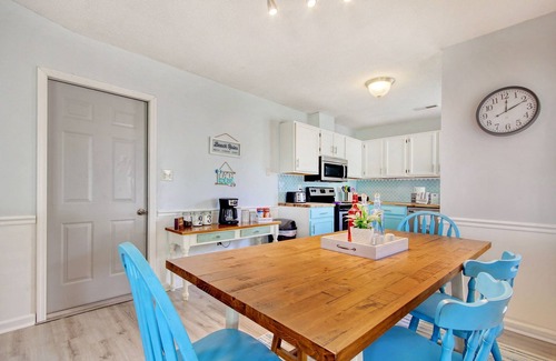 Little River House | "Mermaid Bay" -3 miles to the beach!