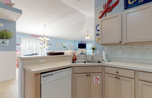 Fort Walton Beach - Destin House | MERMAID - Largest Heated Pool,Walk to Private Beach,GolfCart/LSV,Pet Friendly.