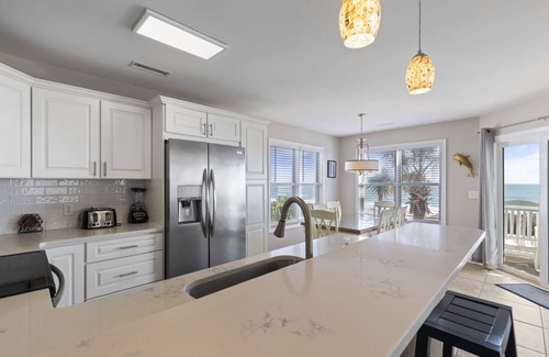 Garden City House | "Mermaid's Delight" Oceanfront Beach House w/pool