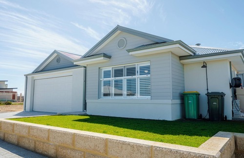 Jurien Bay House | Mermaid's Retreat: 4 BR, 2 BA in Jurien Bay, Sleeps 8