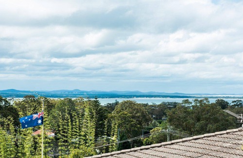 Nelson Bay House | Mermaid's Secret — close to beaches, ocean views