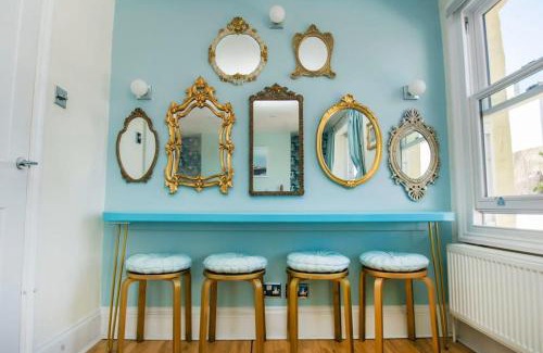 Kemptown House | Mermaid Townhouse- by Brighton Holiday Lets