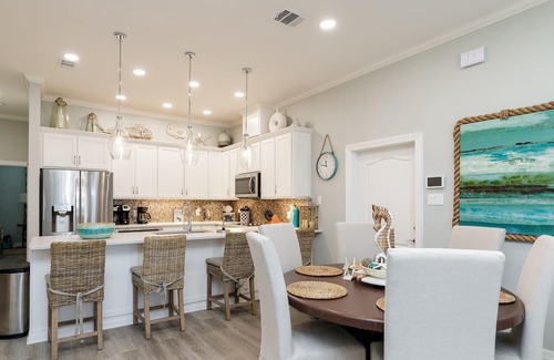 Port Aransas House | Mermaids Lair - Large 4BR House - Steps from Beach