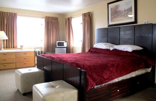 Mountain View Hotel | Merrill Field Inn