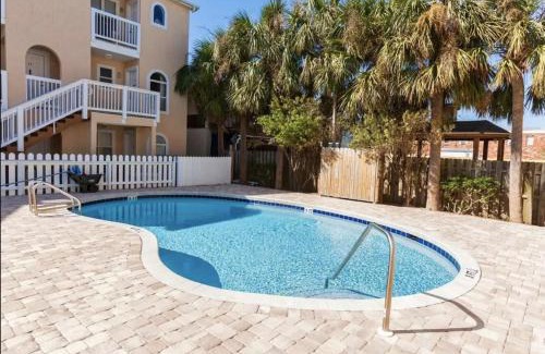 Biltmore Beach Apartment | Merrimac Resort #32