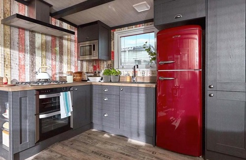 Colchester Apartment | Mersea Island by Away Resorts